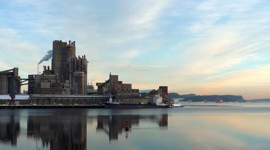 雅苒全球工厂和卓越运营部门