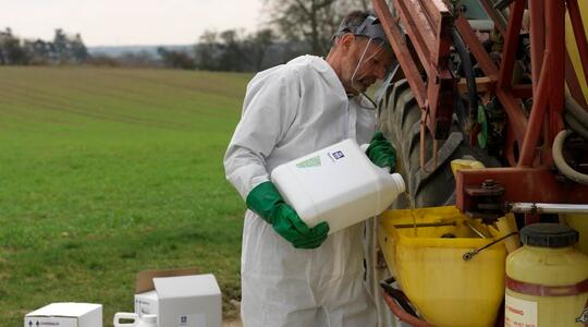 Manual de la Fábrica al campo: Propiedades y manejo de los fertilizantes de Yara 